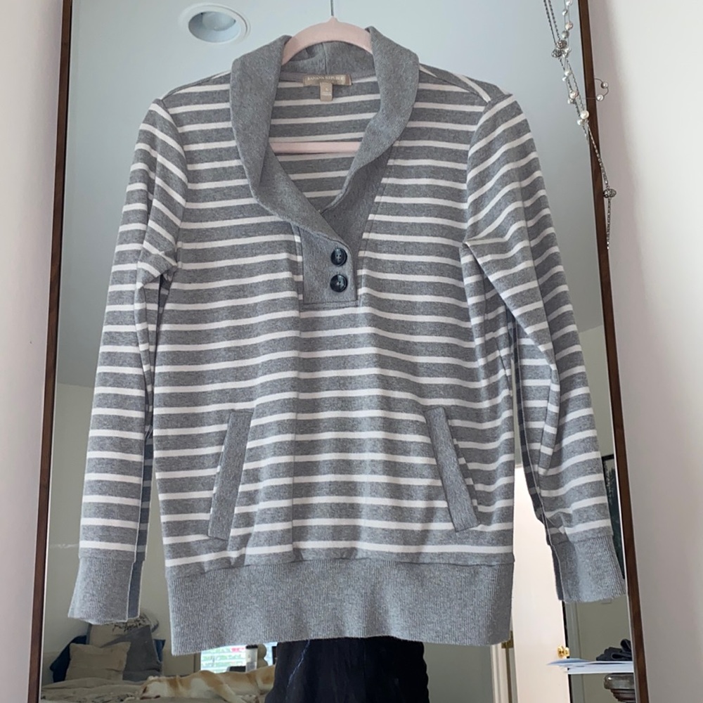 Shawl collar sweater